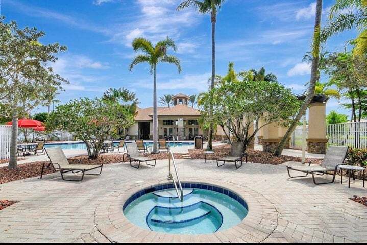 Building Photo - 5935 Asturian Trl