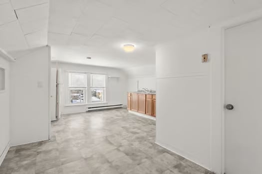 Building Photo - 9 Elmwood St