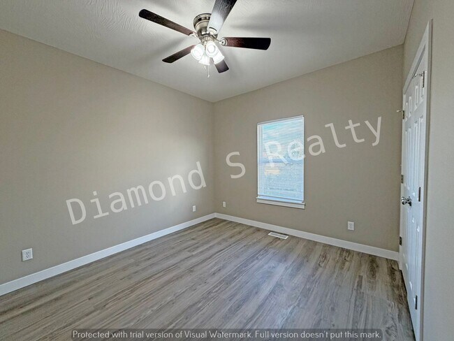 Building Photo - Brand New Build in Desirable Ozark Neighborhood!