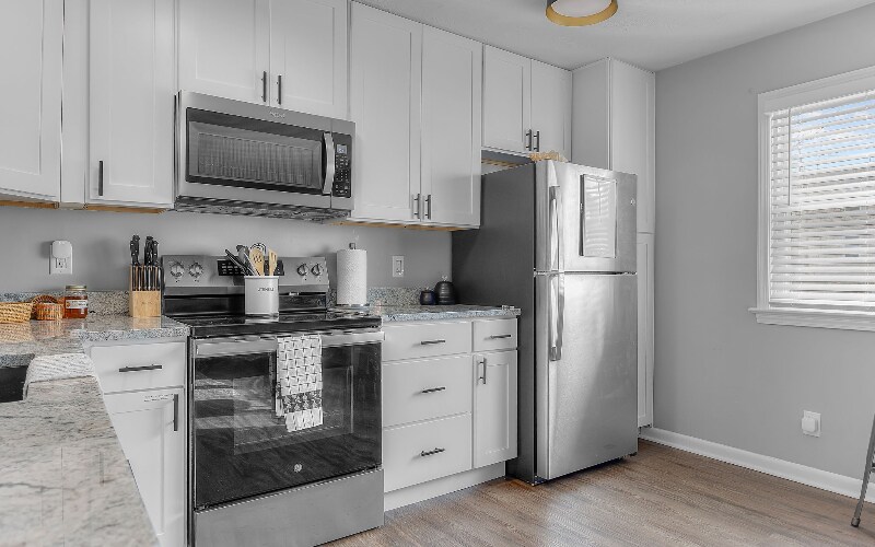 Building Photo - 9628 19th Bay St