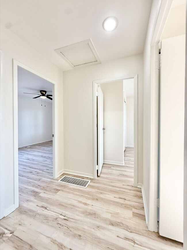 Building Photo - Brookside Beauty