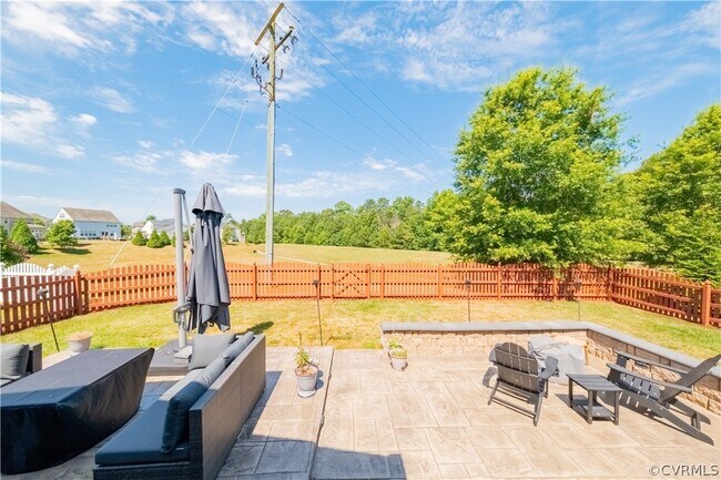 Building Photo - 9535 Thornecrest Dr