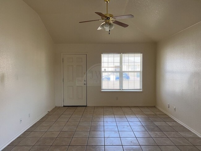 Building Photo - 4303 Elms Run Cir