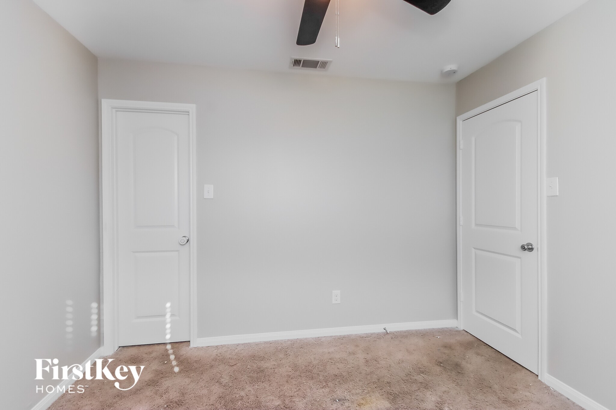 Building Photo - 5907 Treasure Cove Rd