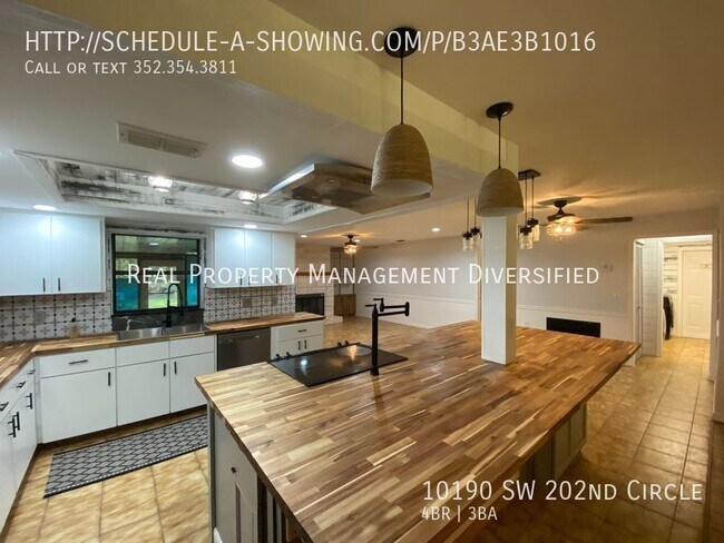 Building Photo - Rainbow Springs  Woodlands - 4/3/2 - Plus ...