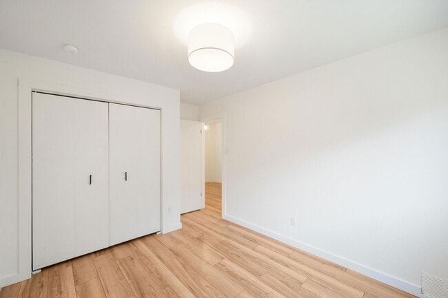 Building Photo - 4707 Alta Loma Dr