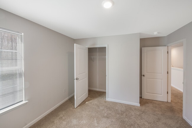 Building Photo - 182 Water Wheel Rd