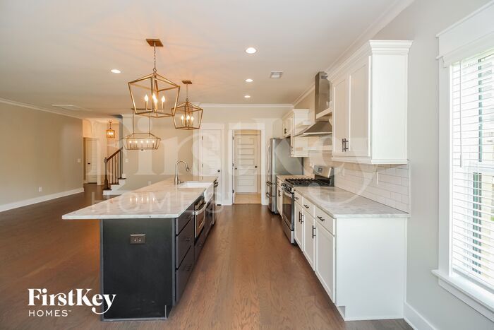 Building Photo - 1433 Woodridge Pl