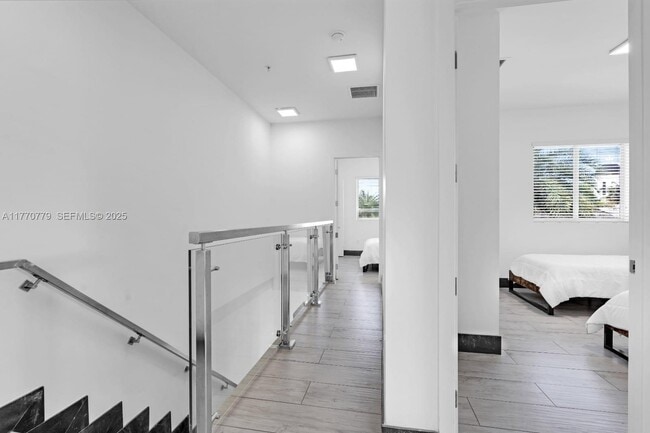 Building Photo - 15450 NW 2nd Ave