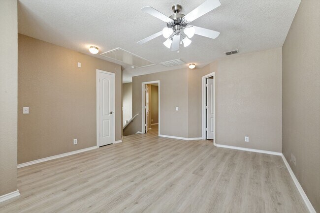 Building Photo - 6126 S Jolie Ct