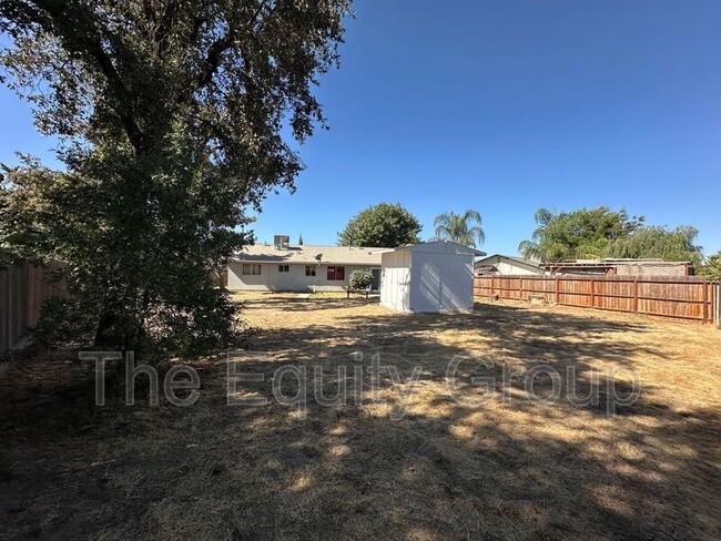 Building Photo - 2036 N Jacob Ct