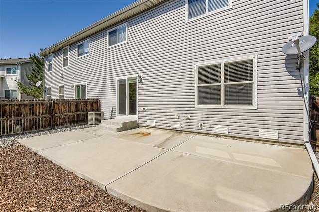 Building Photo - 16014 E Nichols Pl