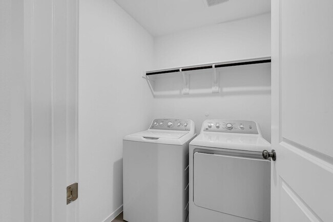 Building Photo - 1629 Lercara Ln