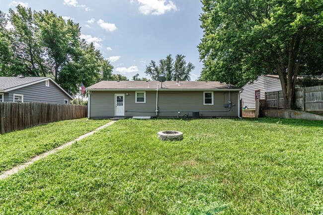 Building Photo - Please View 3D Virtual Walk-Through Before Scheduling a Showing