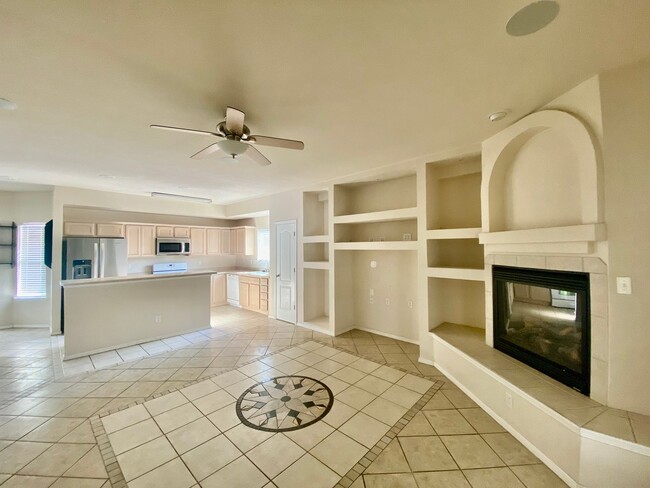 Building Photo - 3328 Green Ridge Ct
