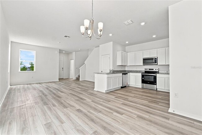 Building Photo - 9588 Westside Hls Dr