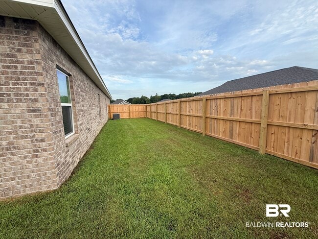 Building Photo - 19130 Treehill Ln