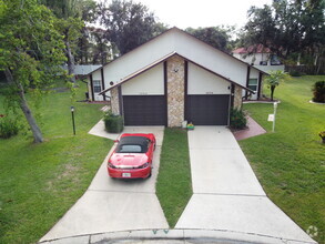 Building Photo - 1004 Stonybrook Cir