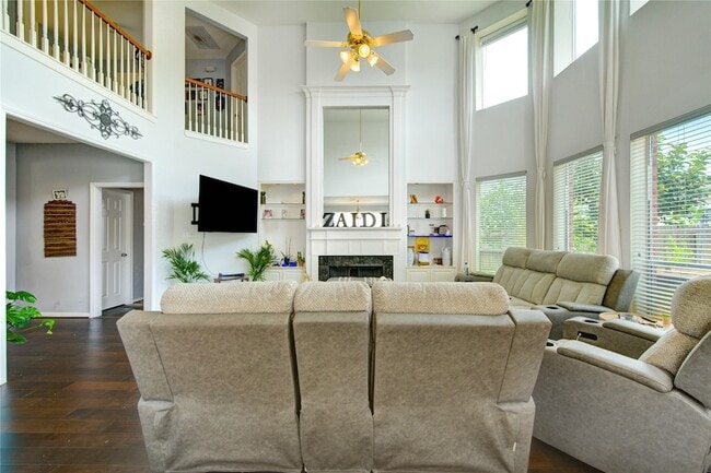 Building Photo - 5911 Canyon Brook Ct