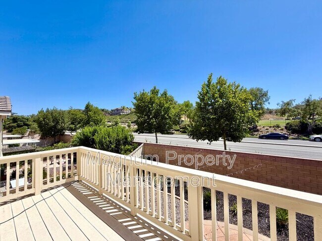 Building Photo - 33517 Cedar Creek Ln