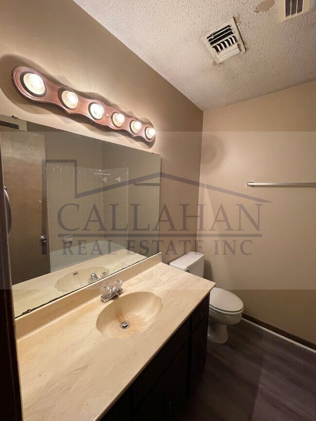 Building Photo - Sherwood 3 bedroom 2 bath