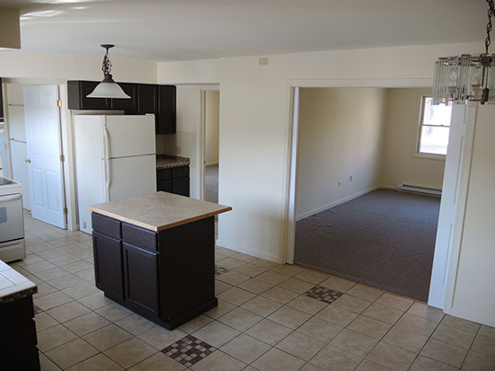 kitchen - 312 N Centre St