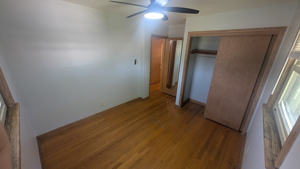 Building Photo - 7259 W Lakefield Dr