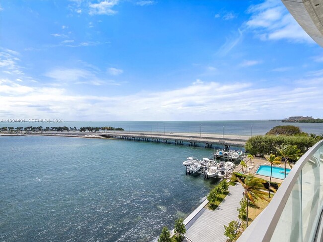 Building Photo - 175 25