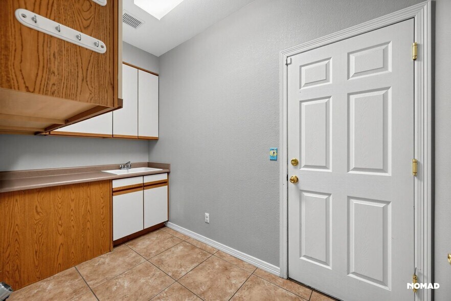 Building Photo - 21955 E Costilla Dr