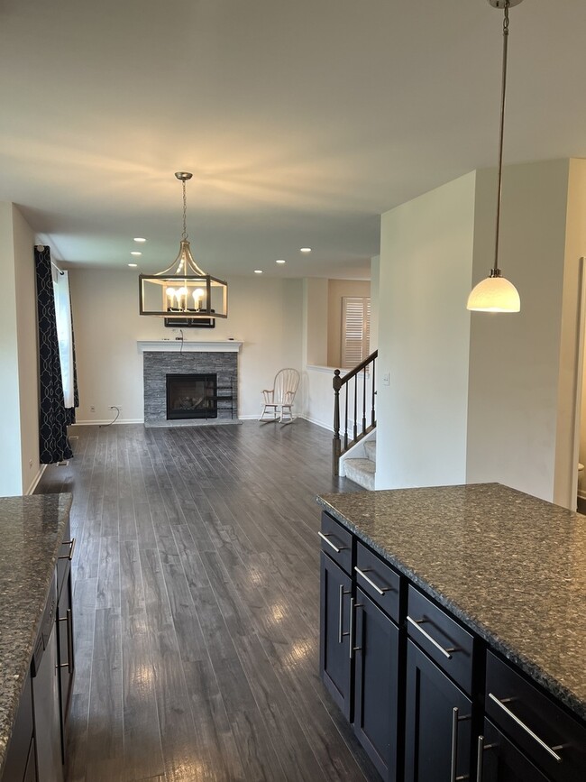 Building Photo - 654 Otter Way