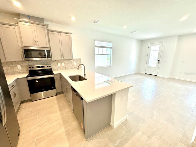 Building Photo - 1295 Tarflower Dr