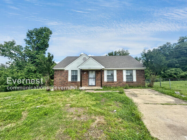 Primary Photo - 2387 Rosehaven Ave
