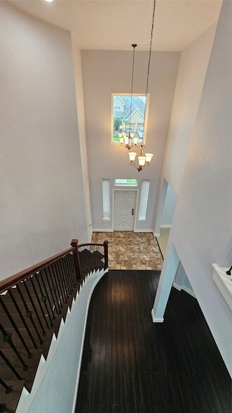 Building Photo - 3715 Aldridge Dr