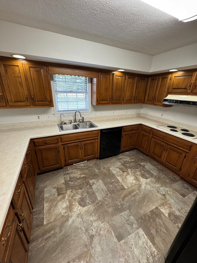 Building Photo - 4165 Hawkins Dr