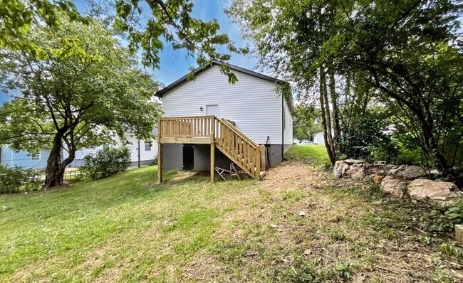 Building Photo - 4012 14th Ave