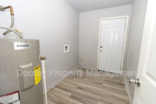 Building Photo - 1109 Arcadia Ave