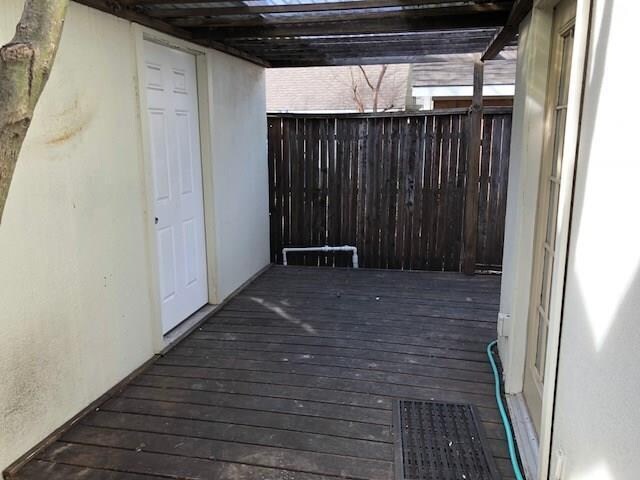 Building Photo - 3251 Rosebank Dr