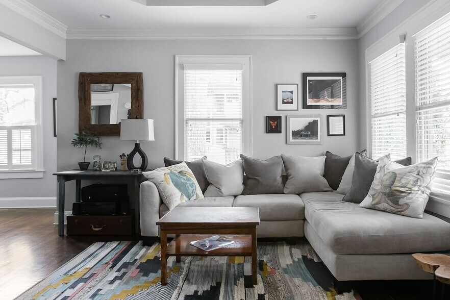 Building Photo - 1876 DeKalb Ave NE