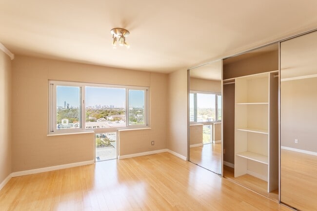 Building Photo - 3614 Montrose Blvd