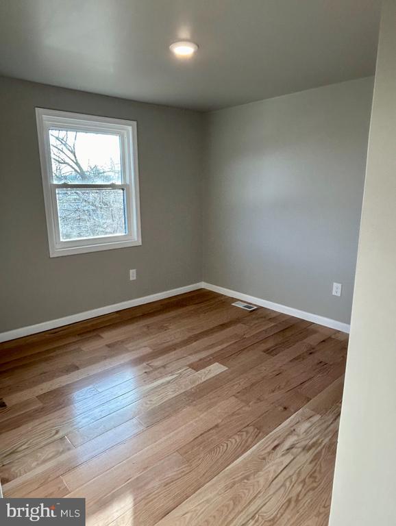 Building Photo - 580 Walnut St