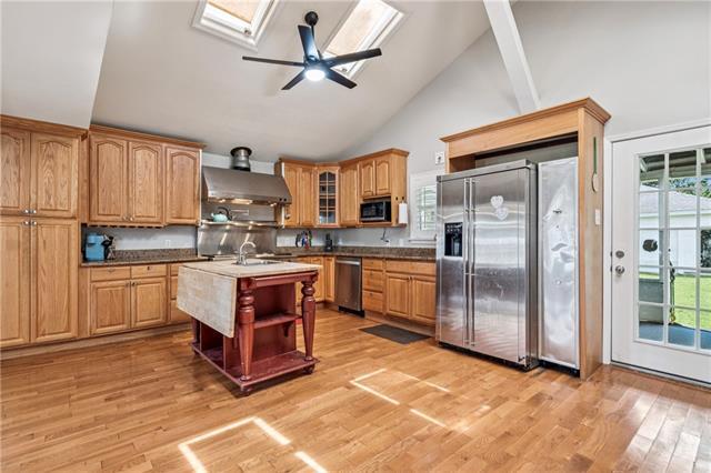 Building Photo - 9523 Palm St