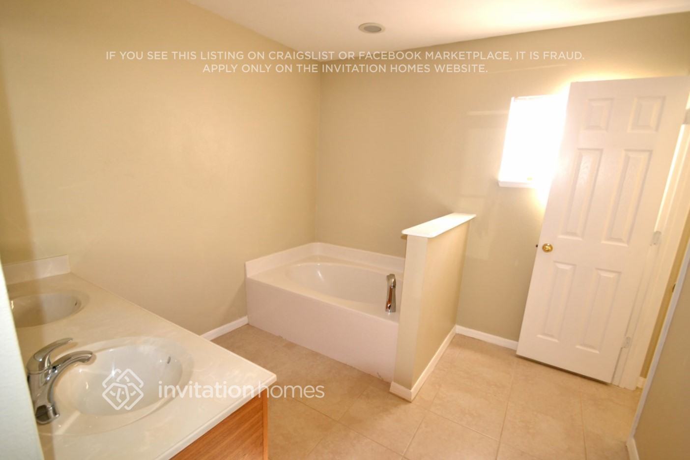 Building Photo - 2085 Altoona Ln