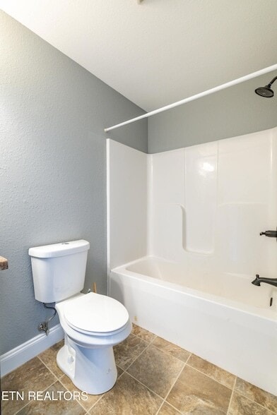 Building Photo - 924 Warrior Hill Dr