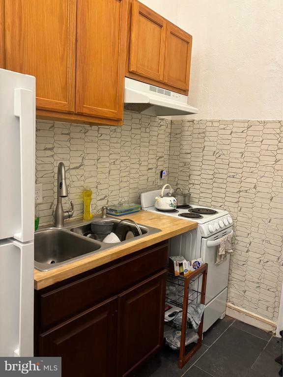 Building Photo - 4328 Frankford Ave