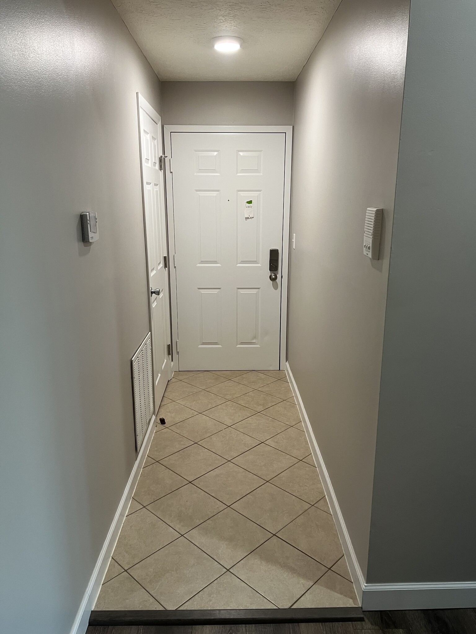 Entry Door & Entry Closet - 8892 Eagleview Dr