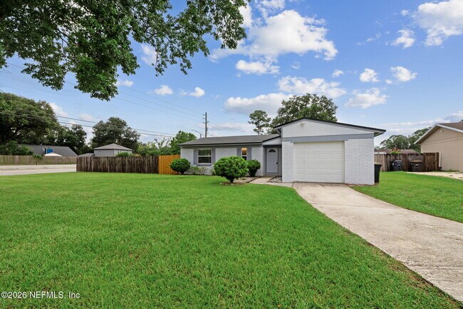 Building Photo - 7600 Pheasant Run Dr