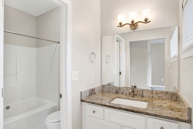 Building Photo - 501 Cotton Creek Dr