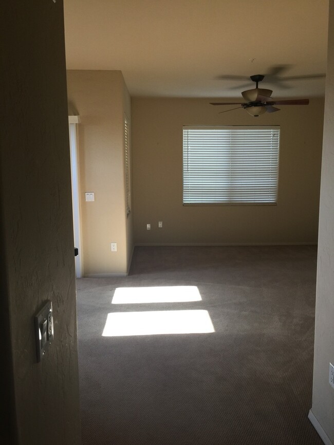 RIO DEL SOL CONDOMINIUM 2550 E River Rd Tucson AZ 85718 Apartment