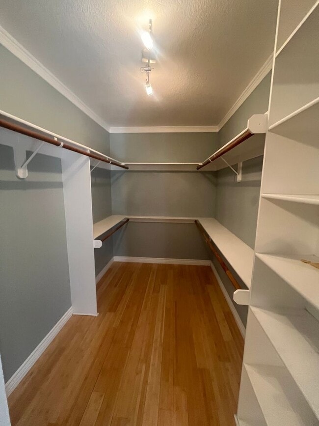 Building Photo - 3 Bed 2 Bath House in Bear Valley Springs!