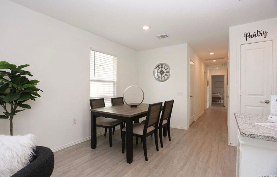 Building Photo - 9454 Tarbutton Trl